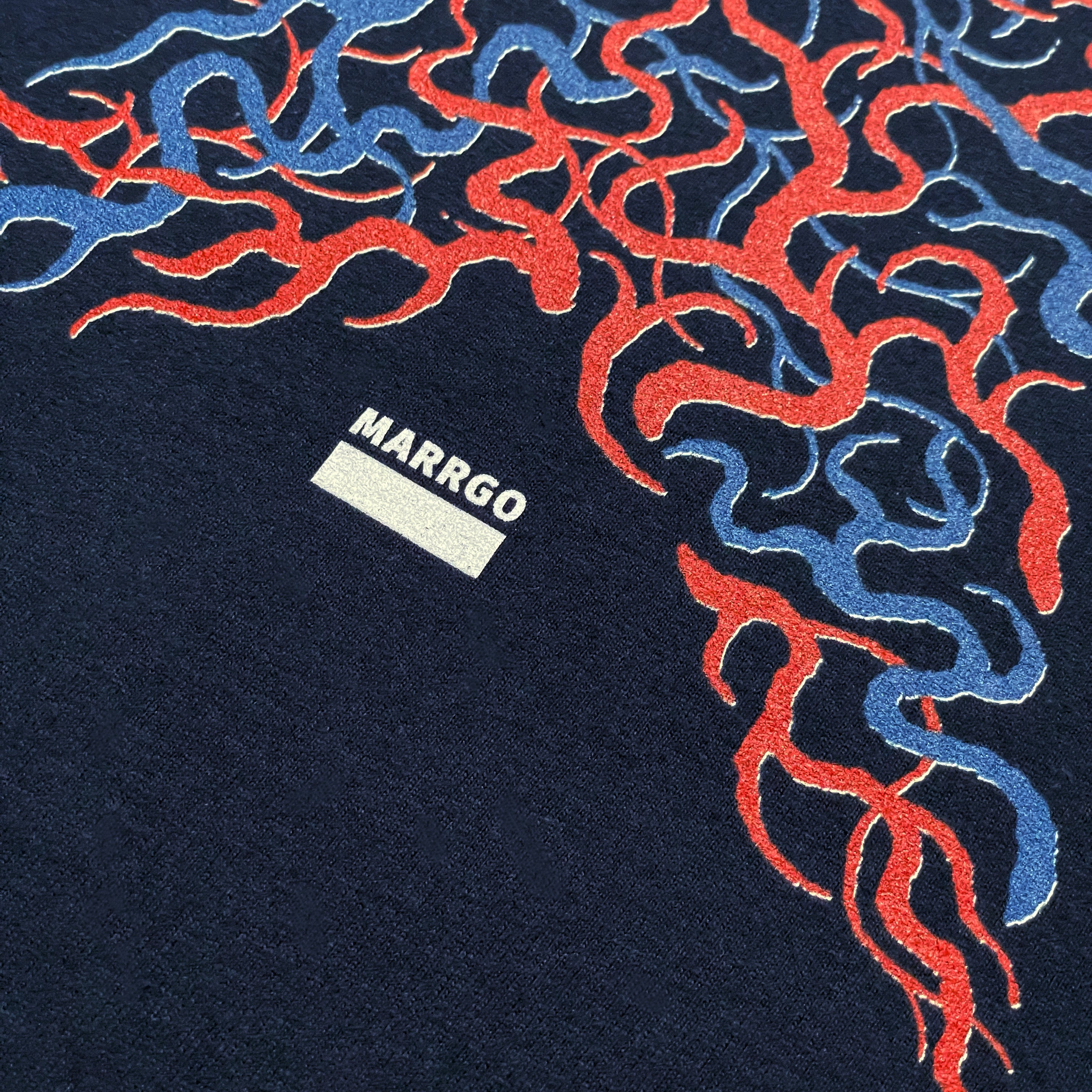 Blood ロングスリーブTシャツ ネイビー ロゴ ディテール