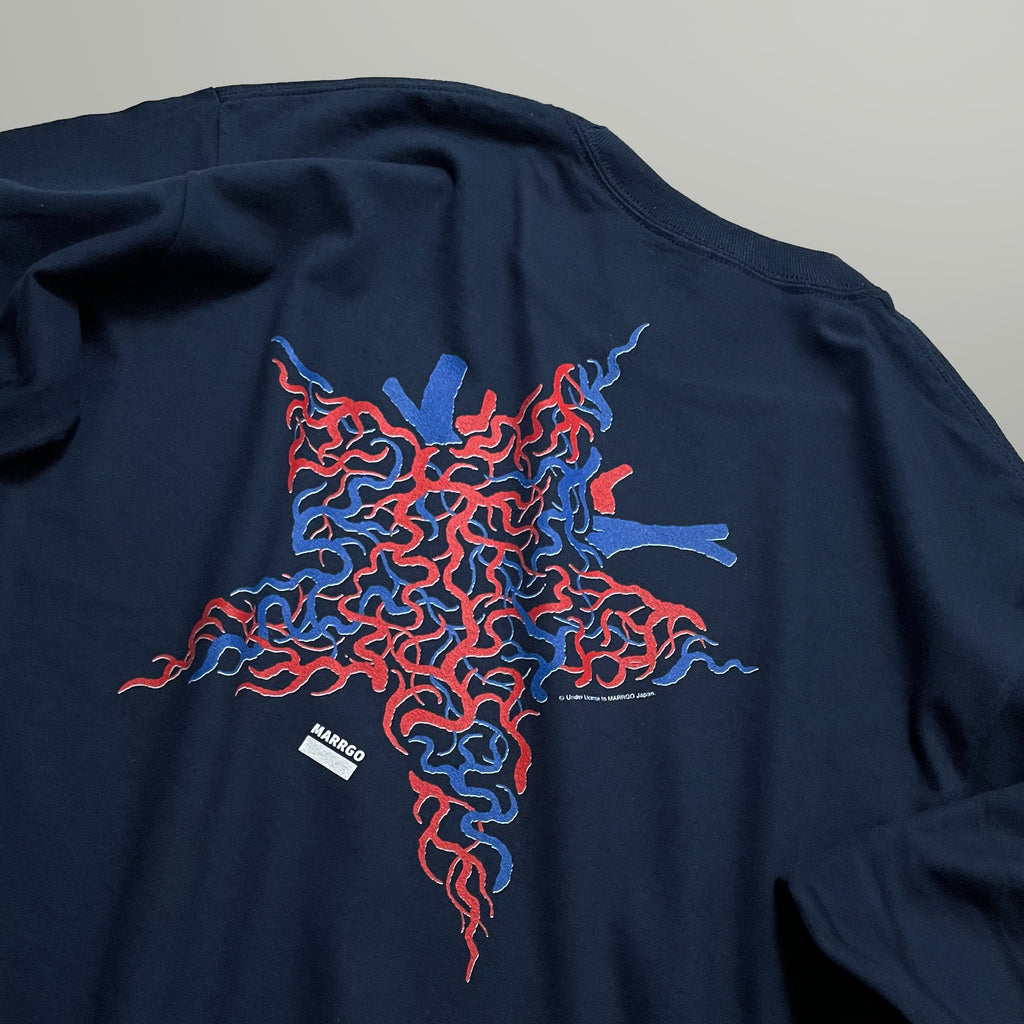 Blood ロングスリーブTシャツ ネイビー バック グラフィック 斜め