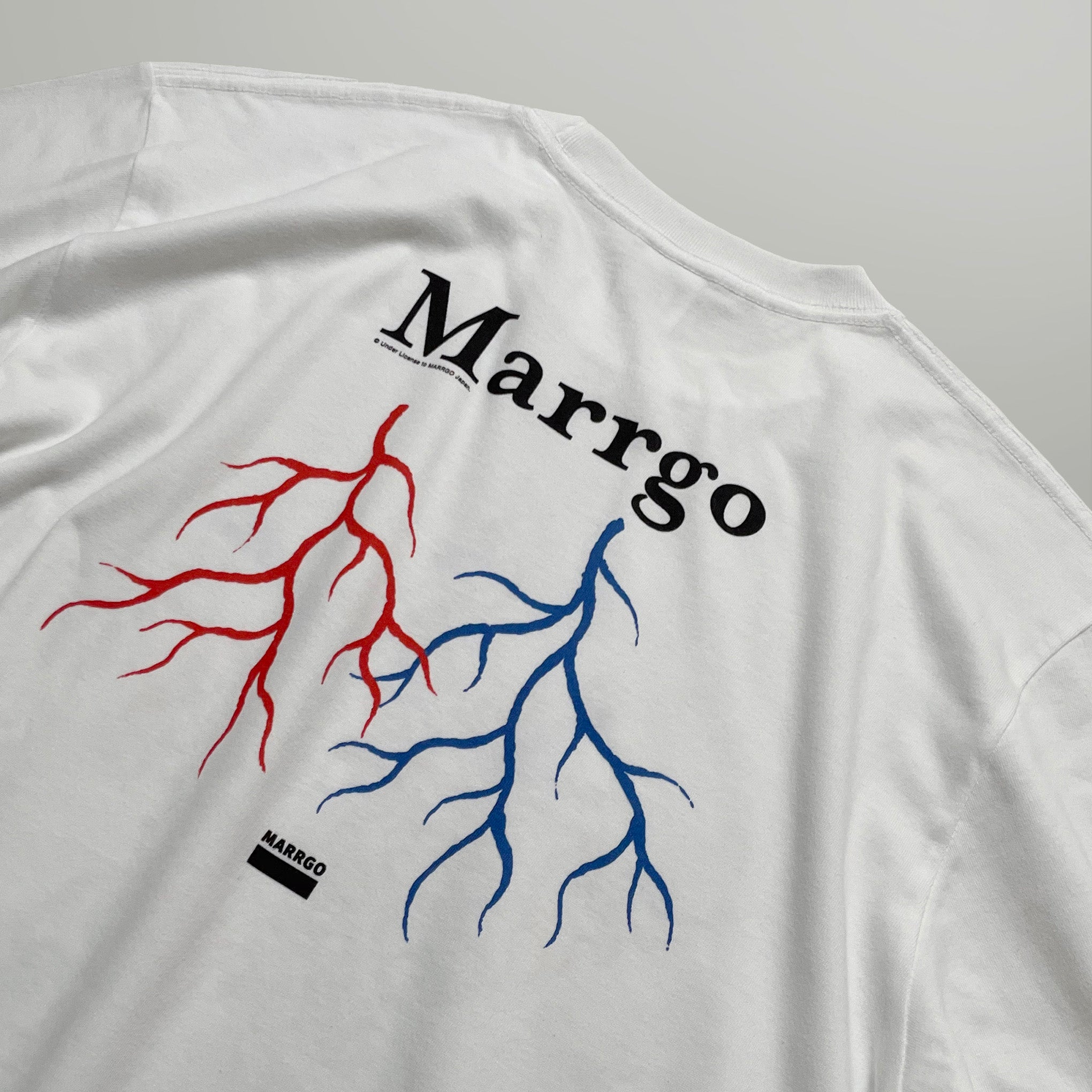 Blood Tシャツ ホワイト バック グラフィック 斜め MARRGO