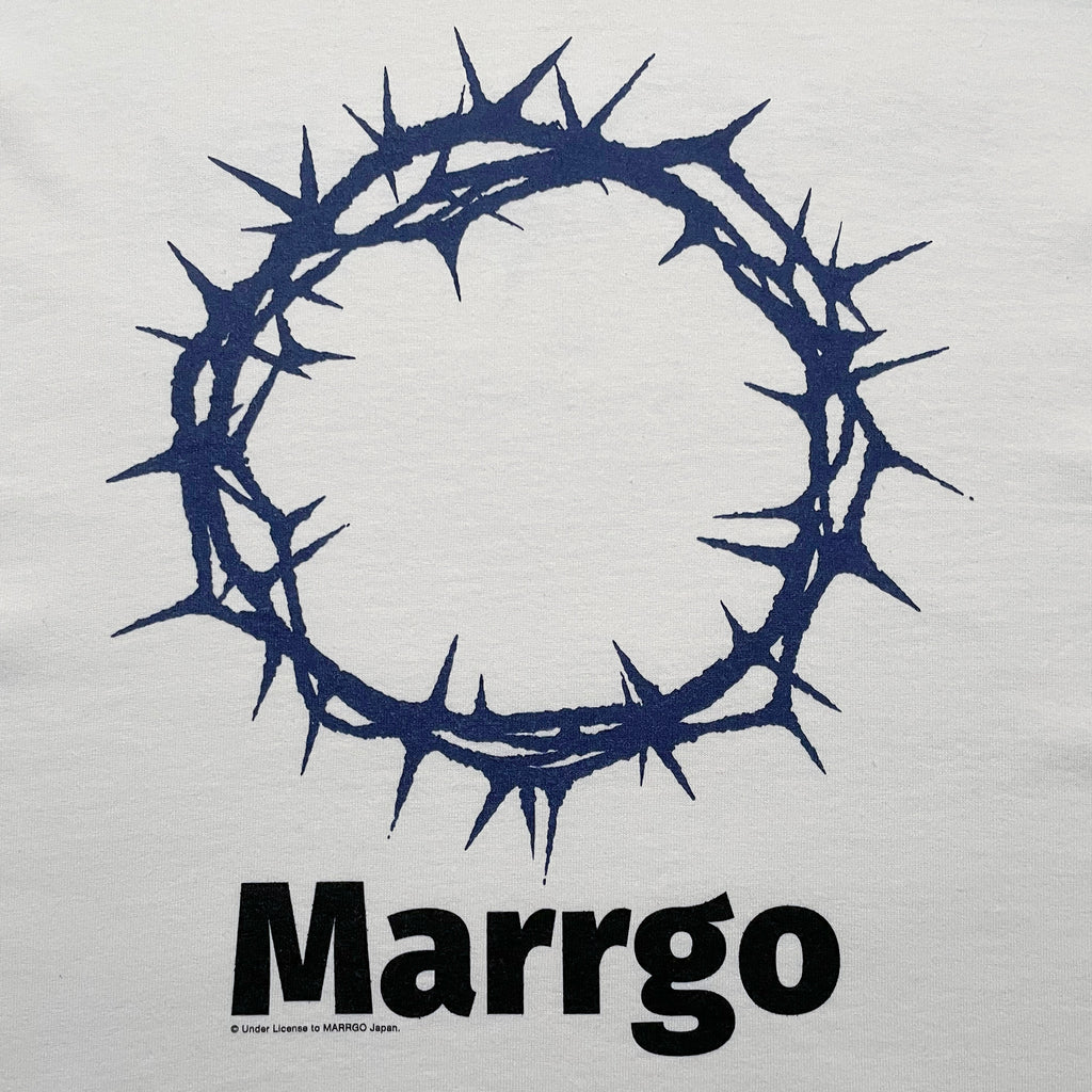 Ibara ロングスリーブTシャツ ホワイト フロント グラフィック クローズアップ MARRGO