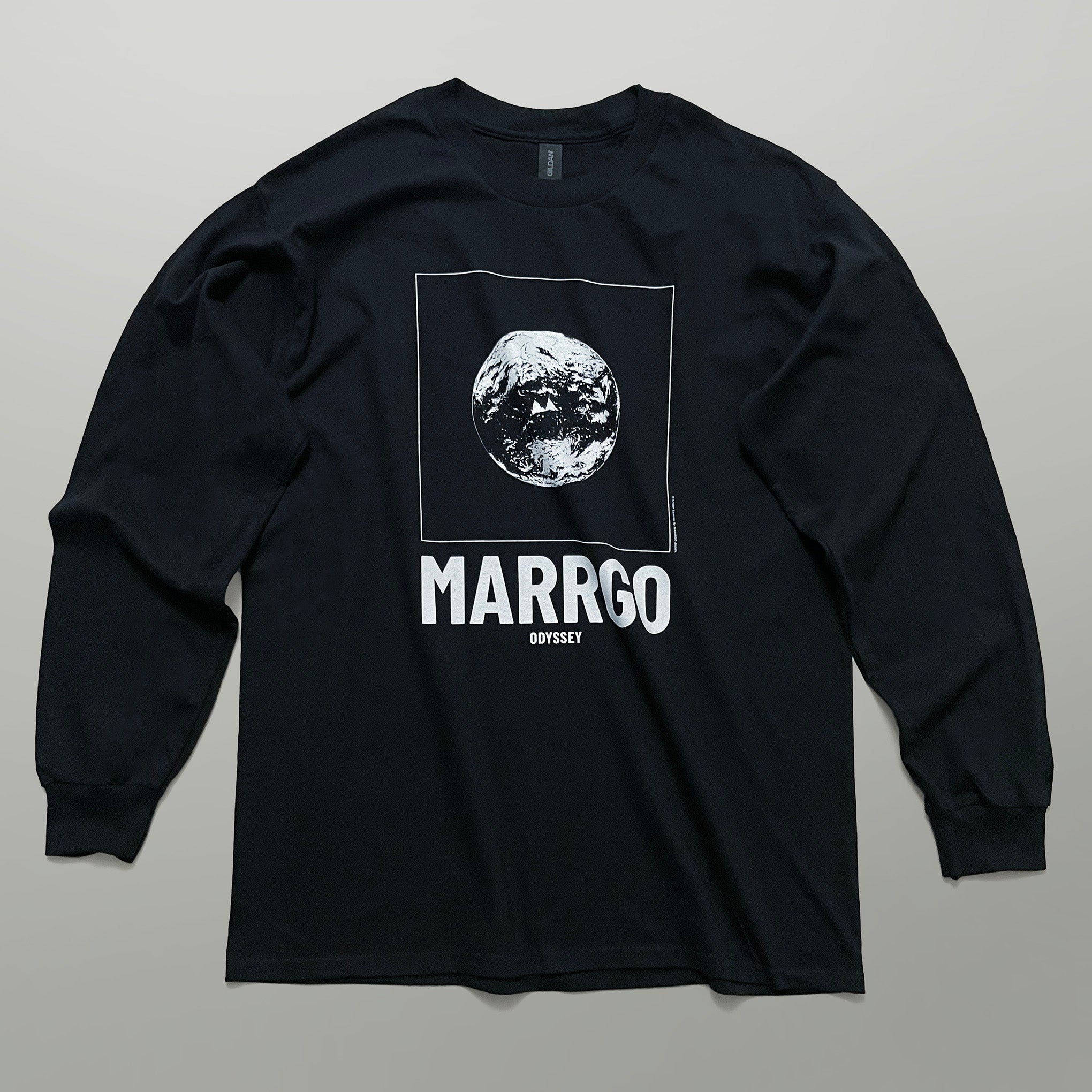 Odyssey ロングスリーブTシャツ ブラック フロント 全体 惑星 地球 MARRGO