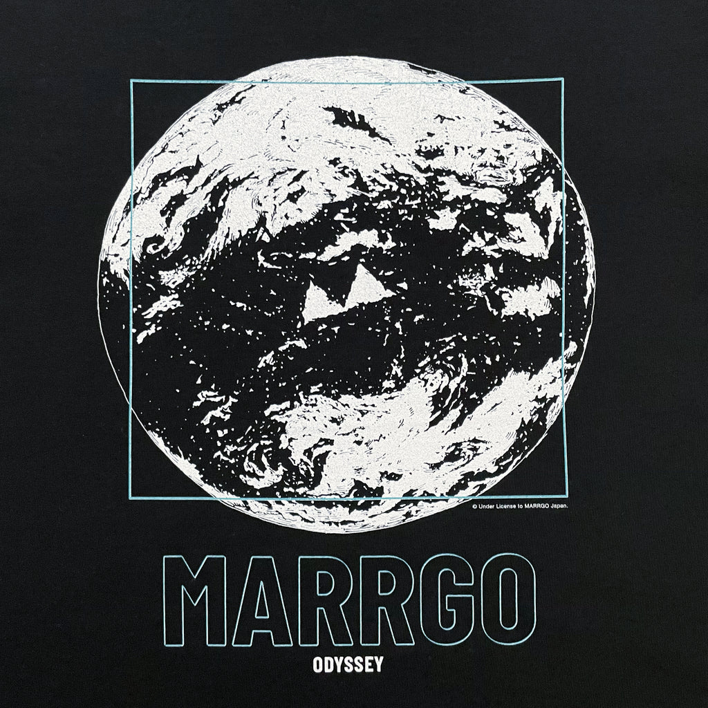 Odyssey Tシャツ ブラック フロント グラフィック クローズアップ