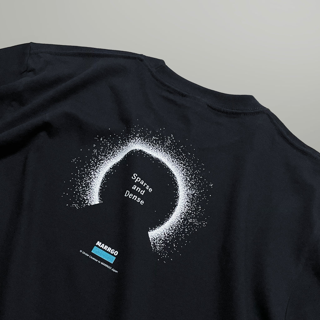 Odyssey Tシャツ ブラック バック グラフィック 斜め